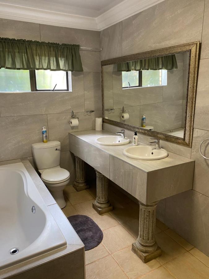 Tamarisk Guest Lodge 伯诺尼 外观 照片